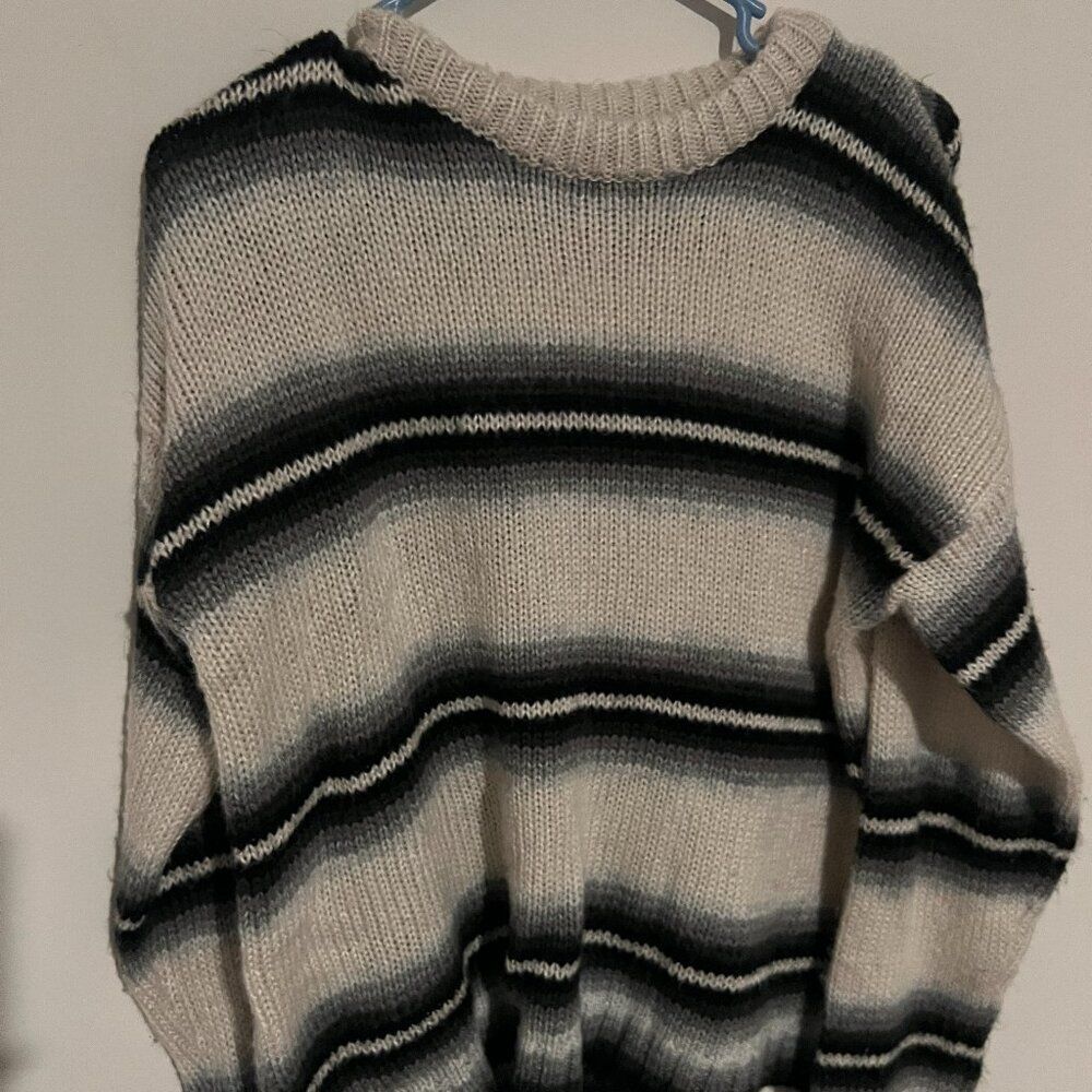 Urban Outfitters‎ large sweater